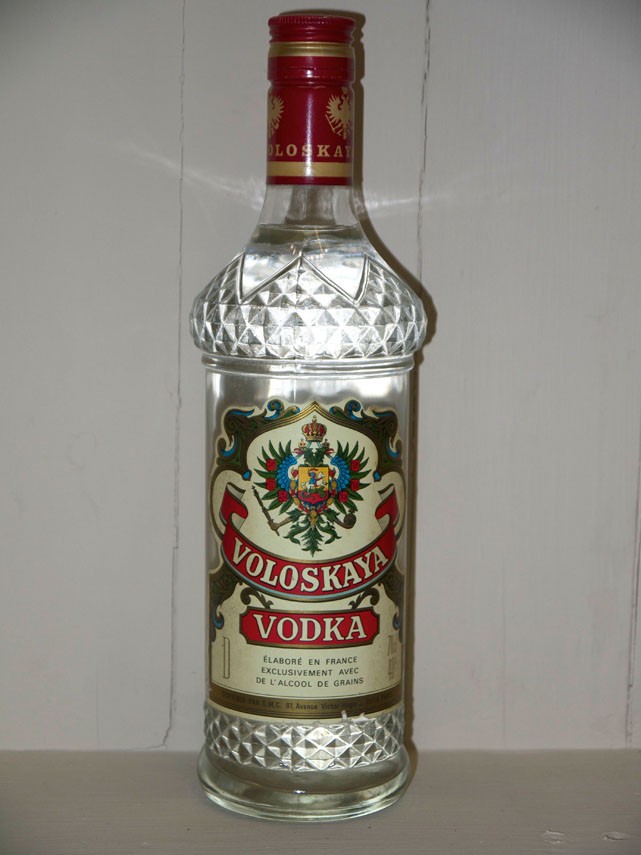 Vodka Voloskaya présumée des années 80 - great wine Bottles in Paradise