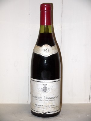 Grands vins Volnay Volnay "Champrans" 1974 Albert Guichard