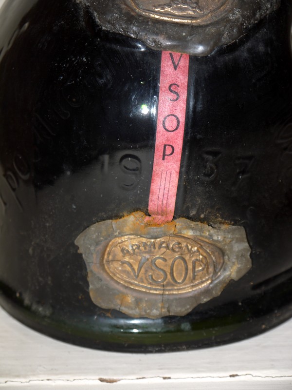 Armagnac 1937 Saint-Vivant de la Salle V.S.O.P. Aged 8+ Decades, Glass Wax  Shoulder Button