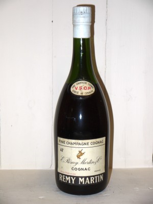 Cognac millesime Fine Champagne VSOP Rémy Martin Années 60 en coffret d'origine