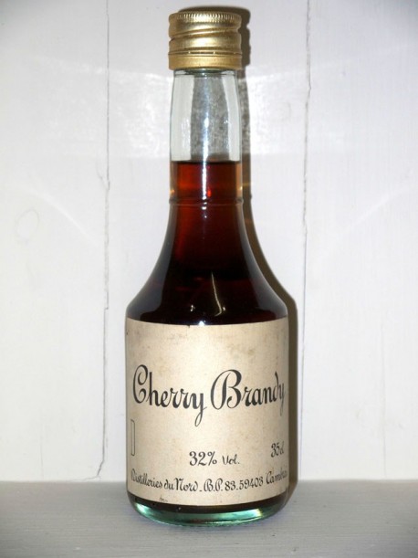 Cherry Brandy Distilleries du nord présumé des années 70