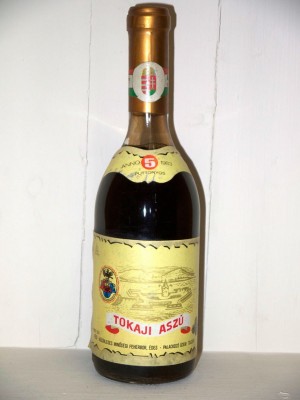 Grands vins Étranger Tokaji Aszu Kulonleges Minosegi Feherbor 5 Puttonyos 1983