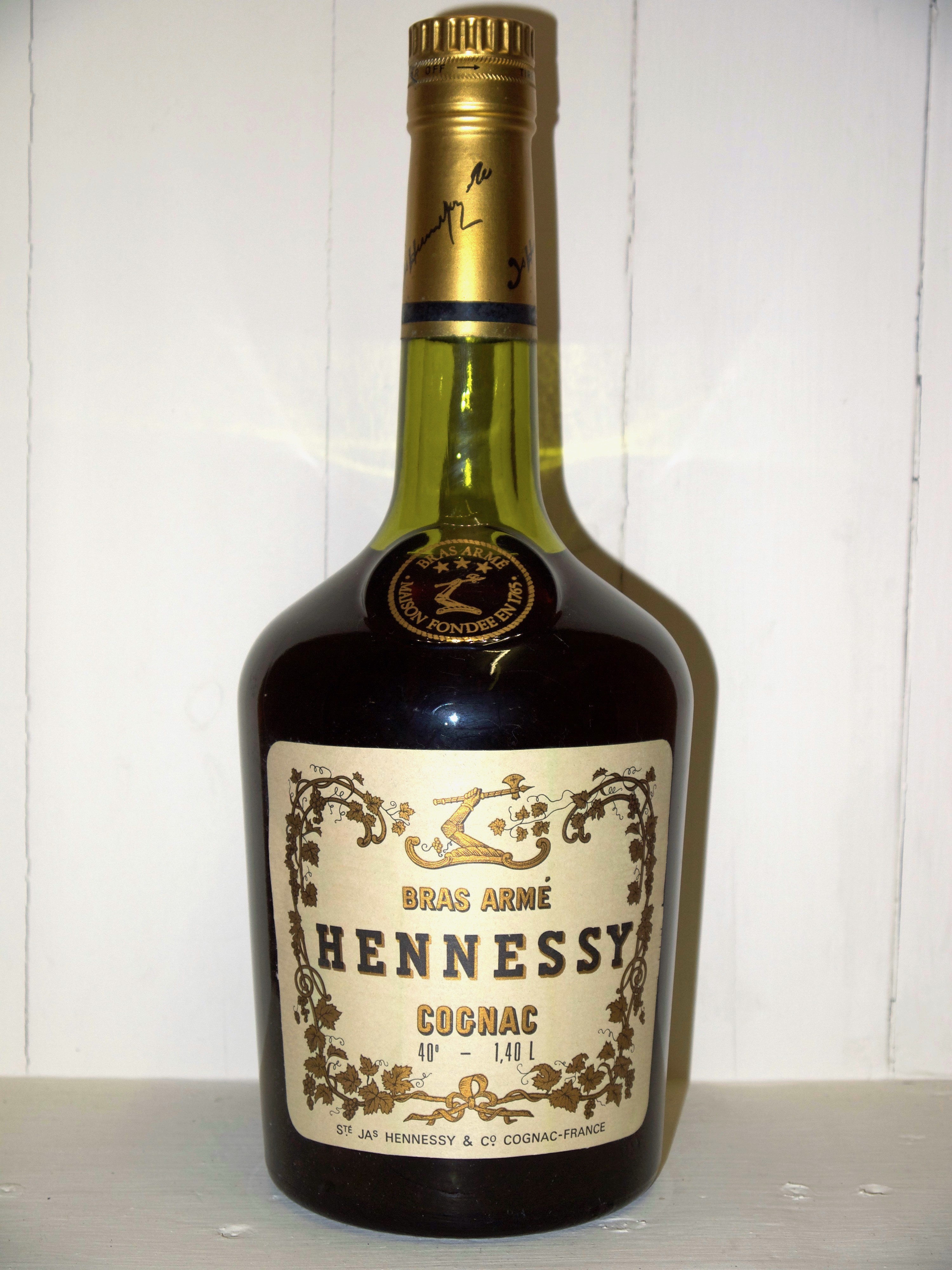 Hennessy Bras Arme Cognac Wax & Vitale Import (1970s) – Buddelhuus