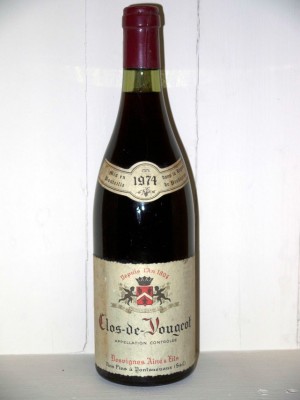 Grands crus Autres appellations de Bordeaux Clos de Vougeot 1974 Maison Desvignes Ainé et fils